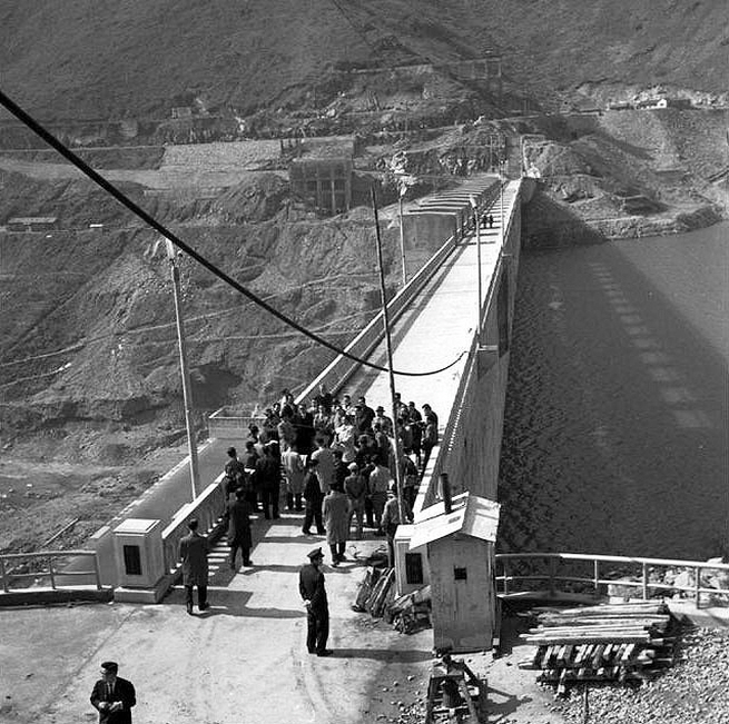 섬진강 댐의 모습 1966